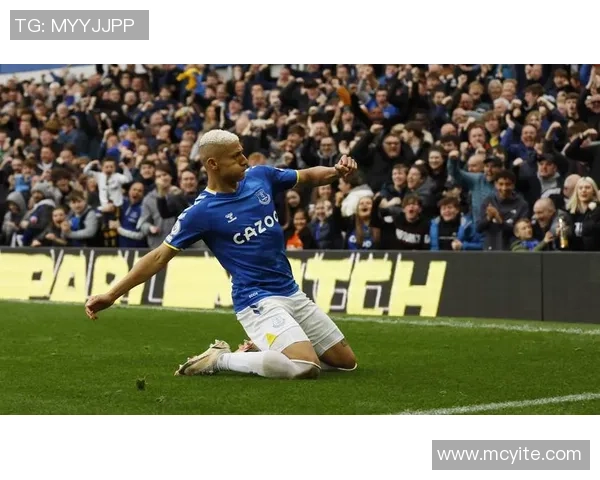 足球明星精彩瞬间集锦视频展现超然技艺与激情时刻 足球明星精彩瞬间集锦视频展现超然技艺与激情时刻